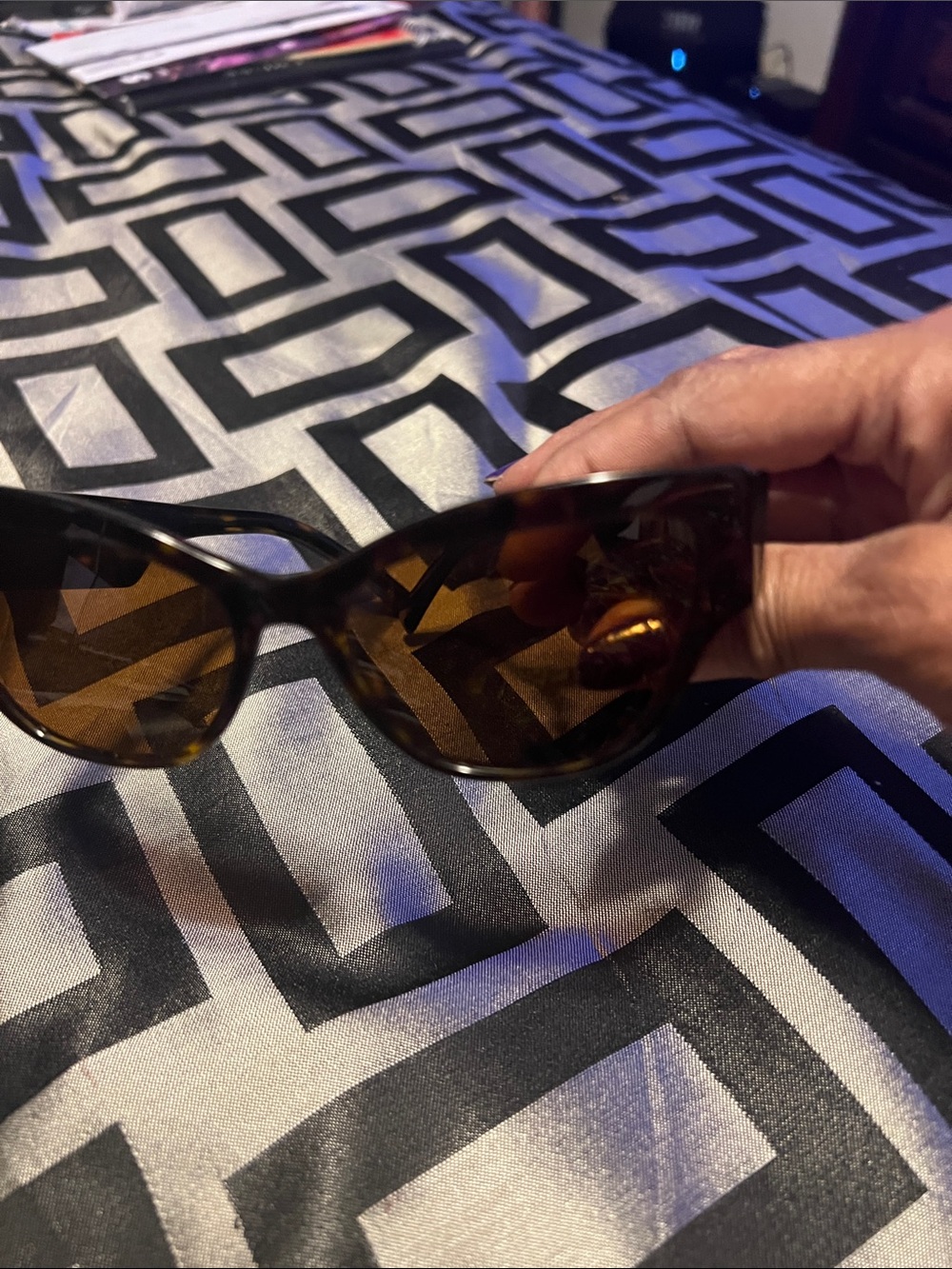 Sunglasses - Picture 2 of 5